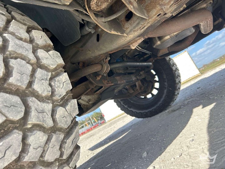 2013-chevrolet-silverado-1500-image-18