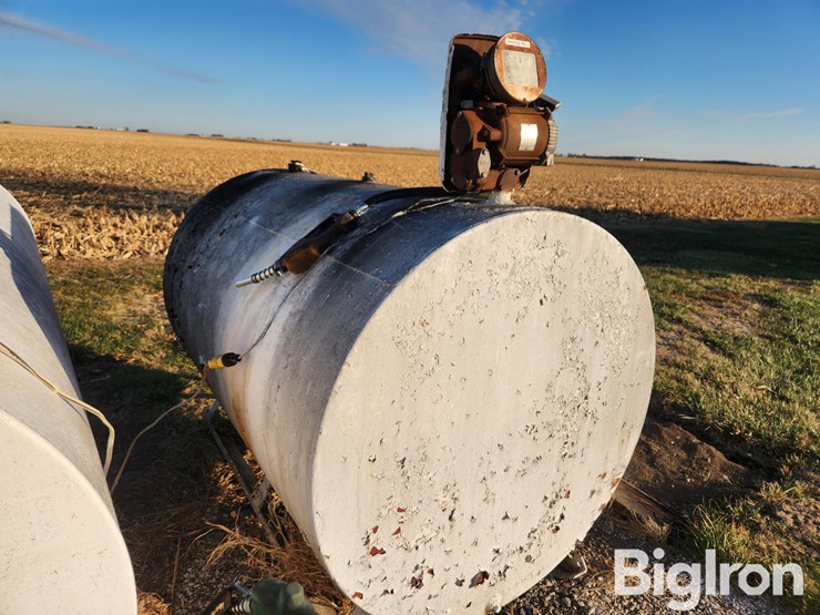 500-gal-gas-tank-w/-electric-pump-image-3