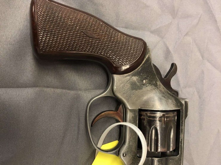 fabico-model-6-.22-revolver-image-5