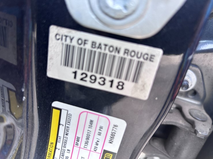 #64-•-2019-dodge-charger-image-8