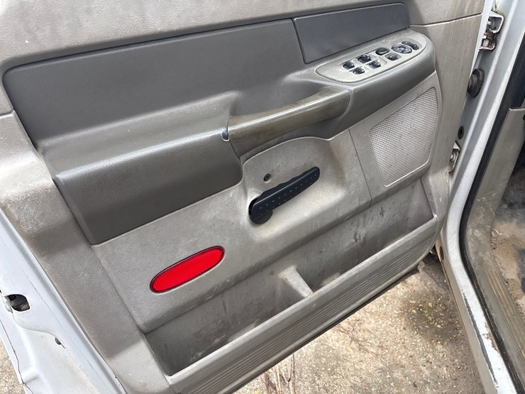 #77-•-2008-dodge-ram-image-9