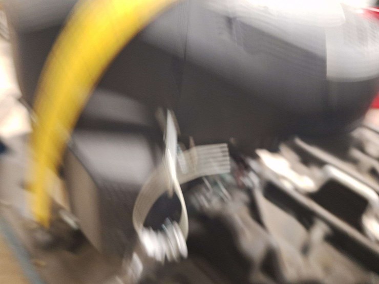 unused-vertical-shaft-kohler-7000-series-twin-cycle-24-hp-gas-engine-image-10