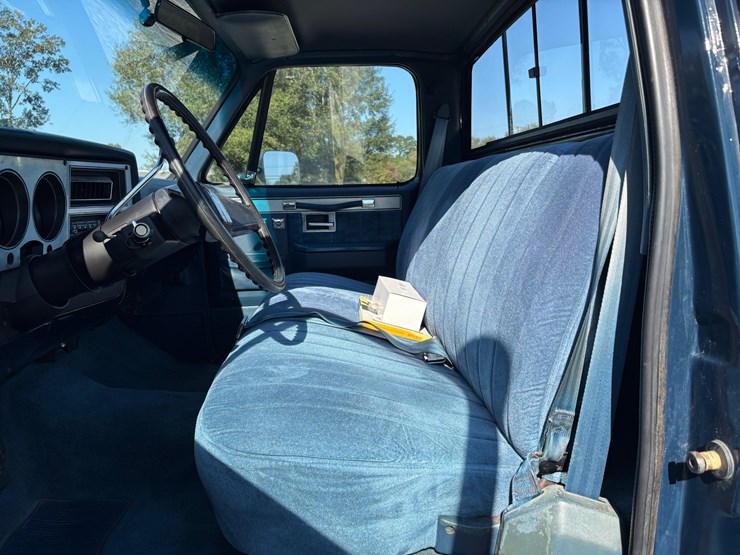 #96-•-1984-chevrolet-silverado-pickup-truck-image-27