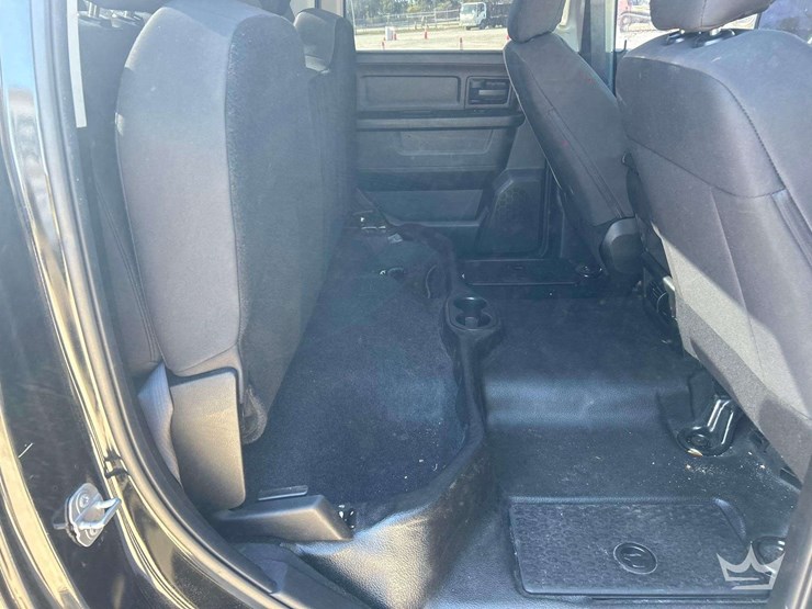 2019-dodge-1500-image-24