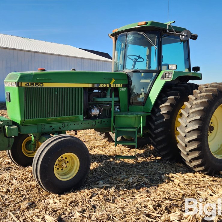 JOHN DEERE 4560