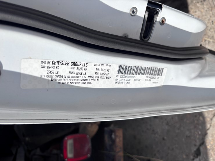 #3-•-2012-dodge-charger-image-10