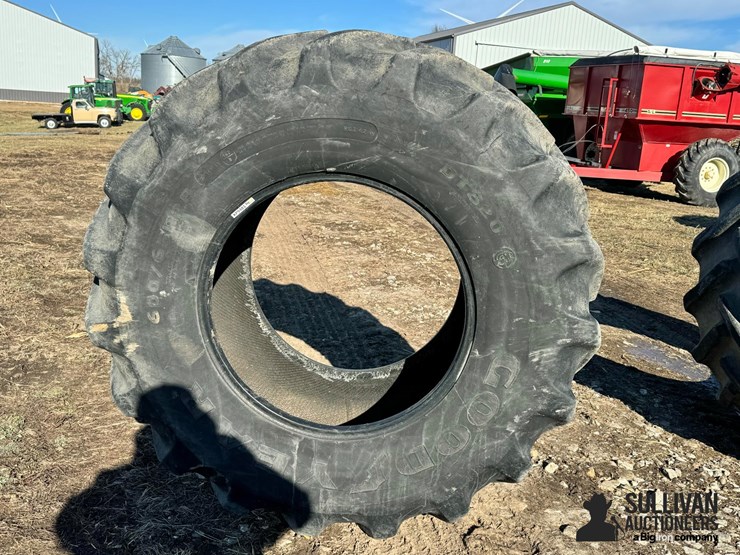 goodyear-600/65r28-tractor-tires-(bid-per-unit)-image-14