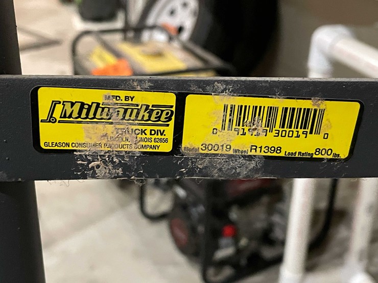 #12930-•-milwaukee-truck-division-dolly-image-5