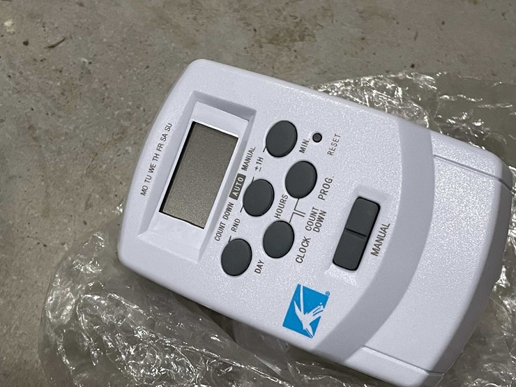 #12941-•-outdoor-lighting-lot-image-8