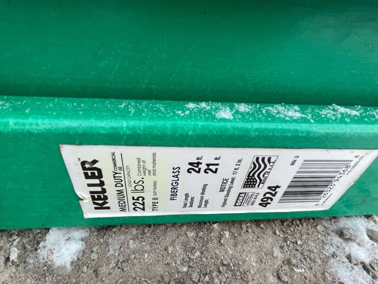 #7384-•-keller-fiberglass-extension-ladder-image-3