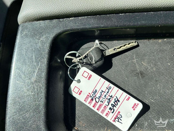 2016-chevrolet-silverado-1500-image-23