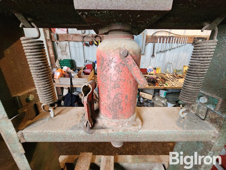 carolina-tool-&-equipment-press-image-7