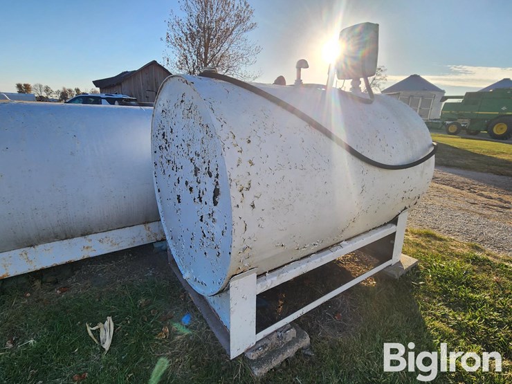 500-gal-fuel-tank-w/-electric-pump-image-3