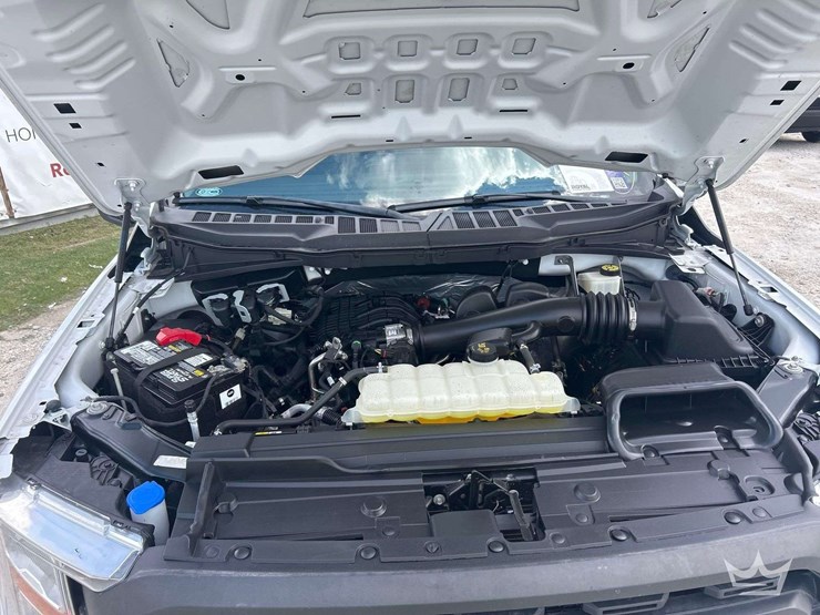 2022-ford-f150-image-8