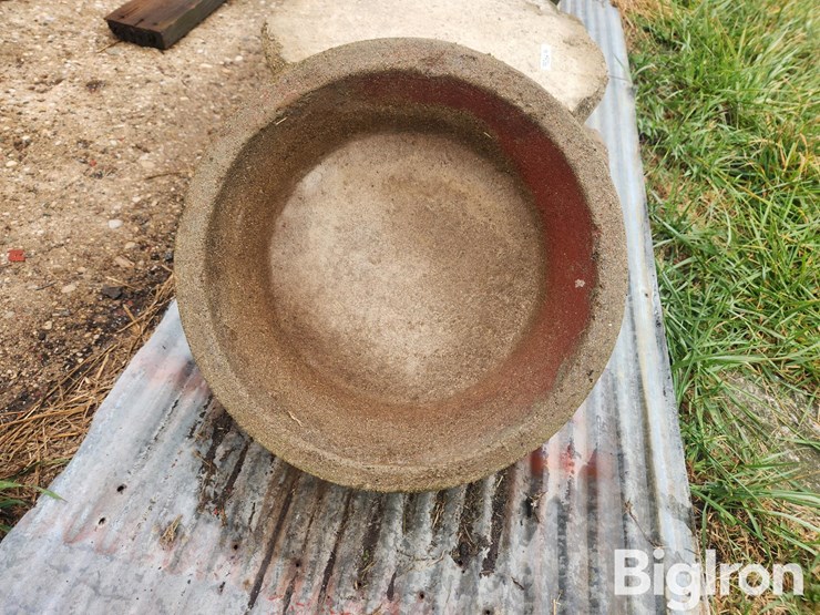 concrete-livestock-bowls-image-9