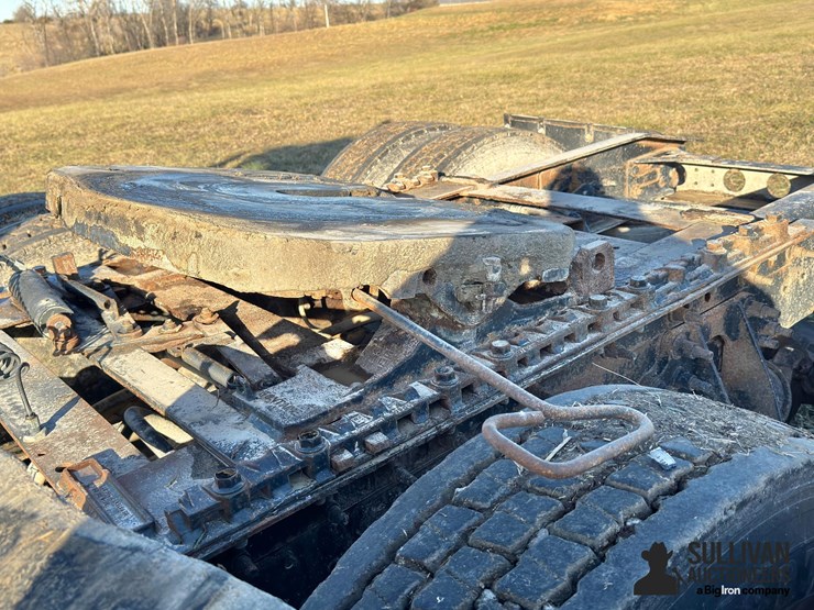 international-prostar-image-19