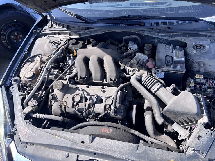 #38-•-2008-ford-fusion-|-no-key-image-13