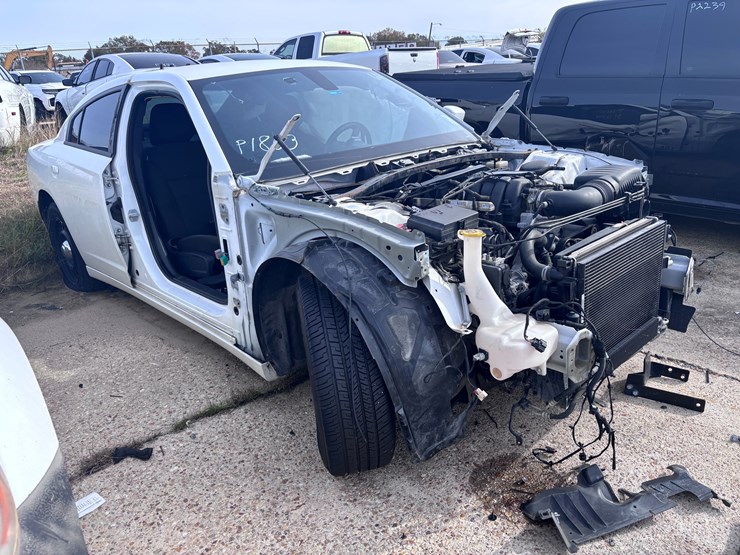 #66-•-2018-dodge-charger-image-2