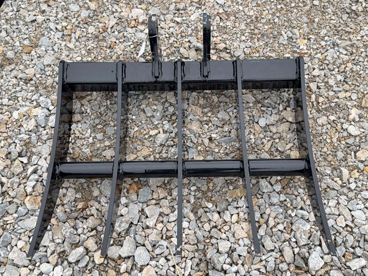 zjz-rake-attachment-image-1