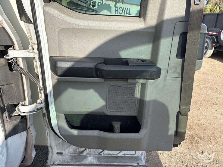 2017-auto-crane-5005eh-image-12