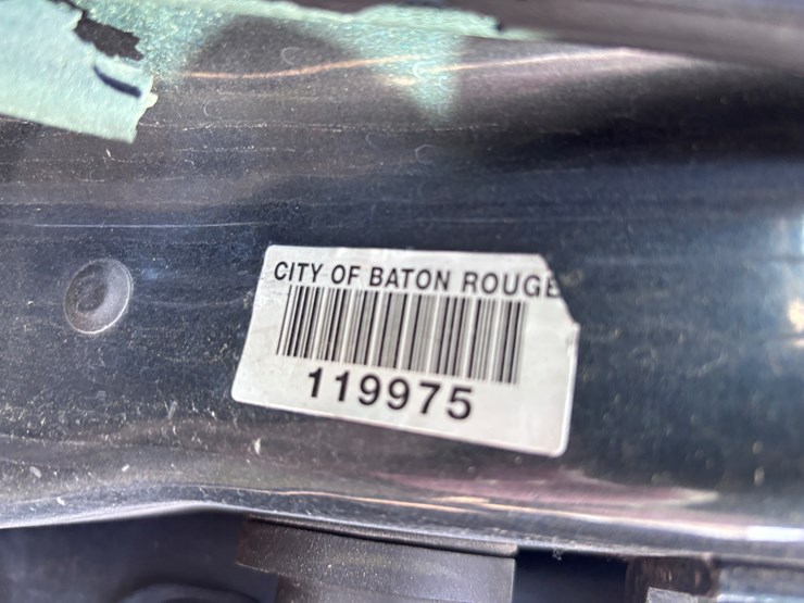 #14-•-2011-chevrolet-impala-image-14