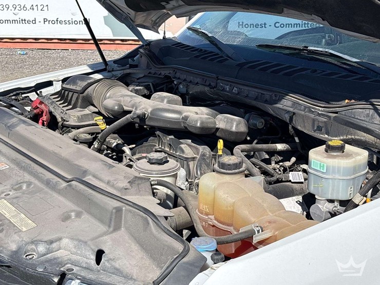 2017-ford-f550-image-8