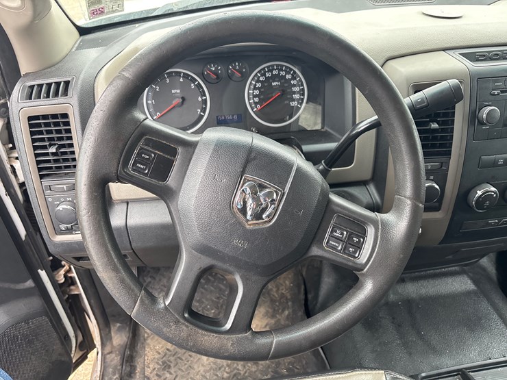 2012-dodge-1500-image-8