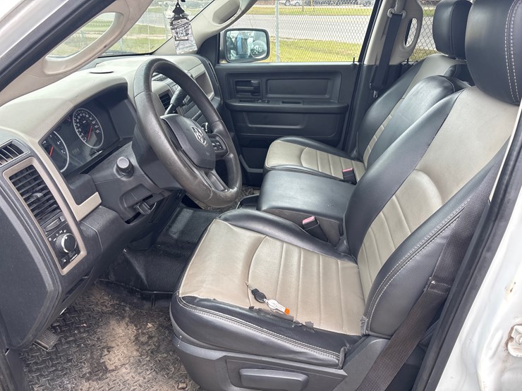 2012-dodge-1500-image-5