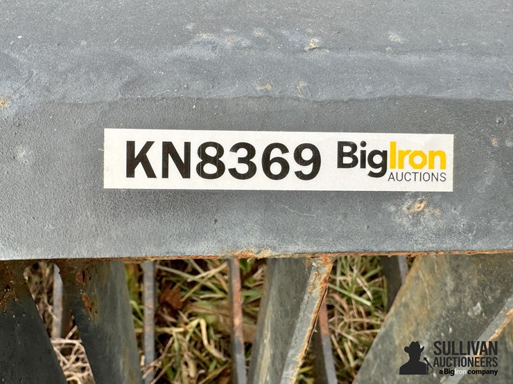 skid-steer-rock-bucket-image-16