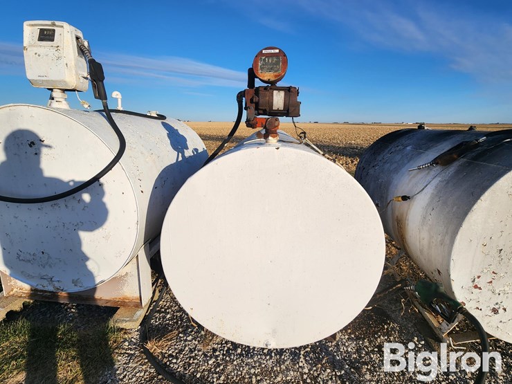 1,000-gal-fuel-tank-w/electric-pump-image-2