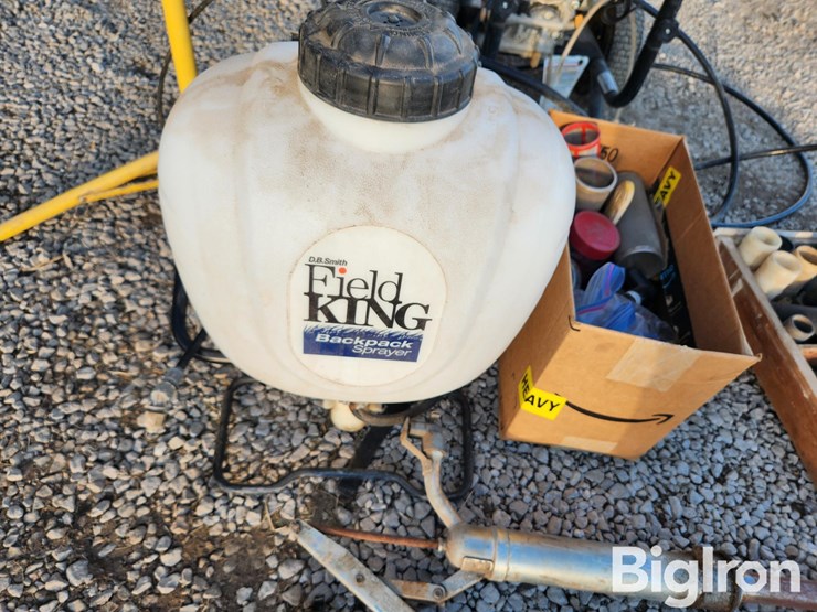 clean-machine-power-washer-&-assorted-tools-image-11