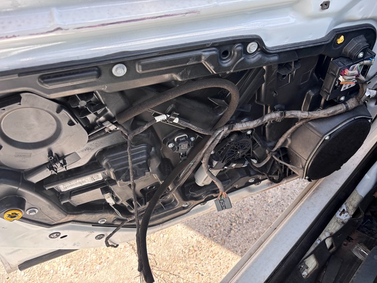 #3-•-2012-dodge-charger-image-9