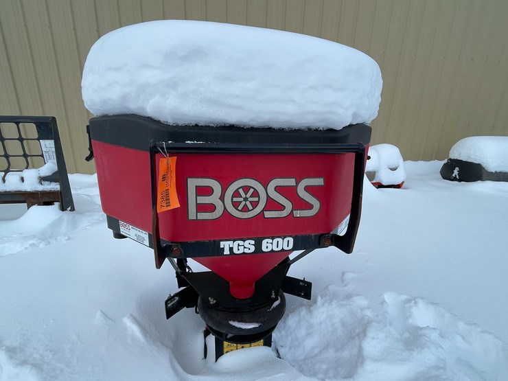 #7385-•-boss-tailgate-salt-spreader-image-1