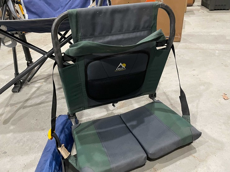 #12974-•-outdoor-chair-lot-image-2