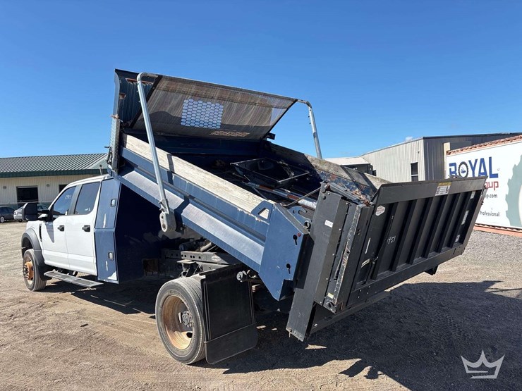 2017-ford-f550-image-4