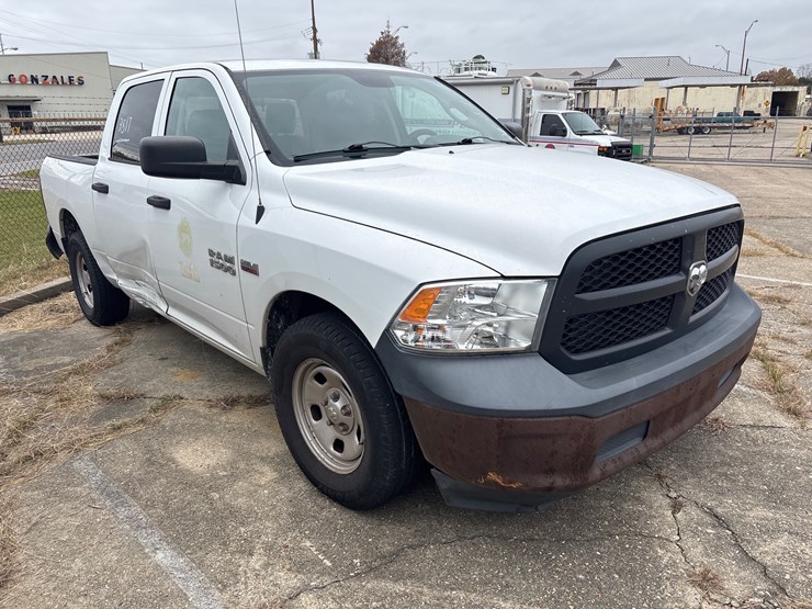 dodge-ram-1500-image-2