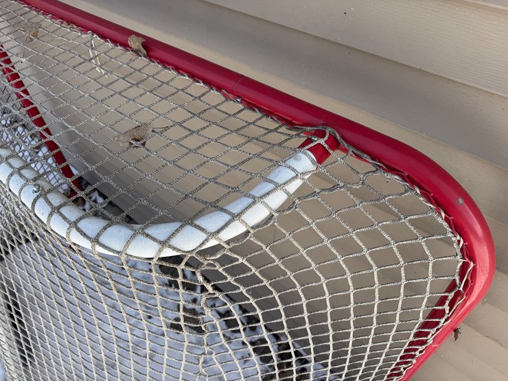 #7674-•-hockey-net-image-2