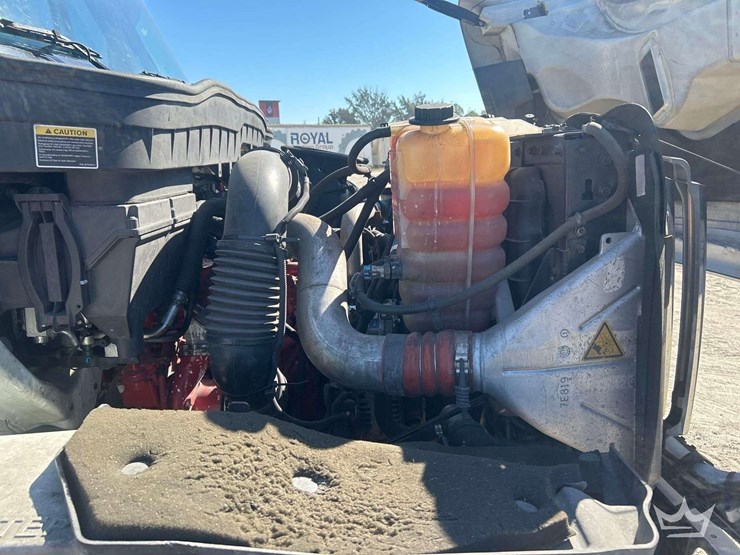 2018-international-workstar-7400-image-11