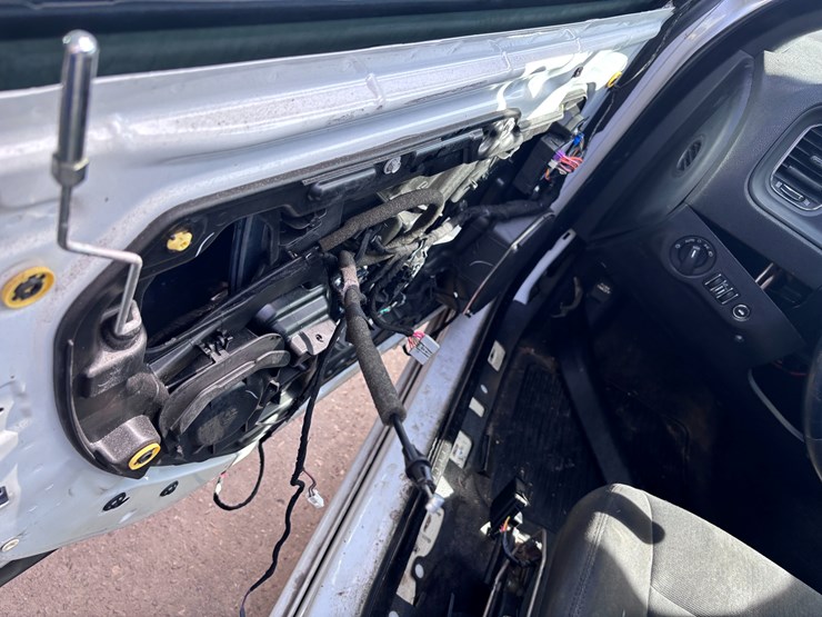 #31-•-2014-dodge-charger-image-8