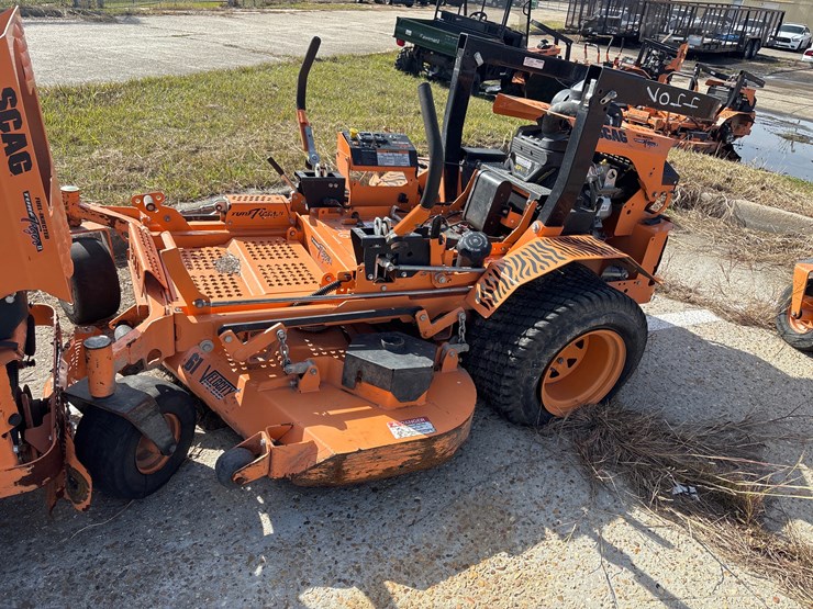 #46-•-2020-turf-tiger-lawnmower-image-1