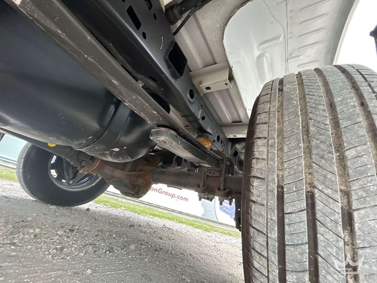 2022-ford-f150-image-17