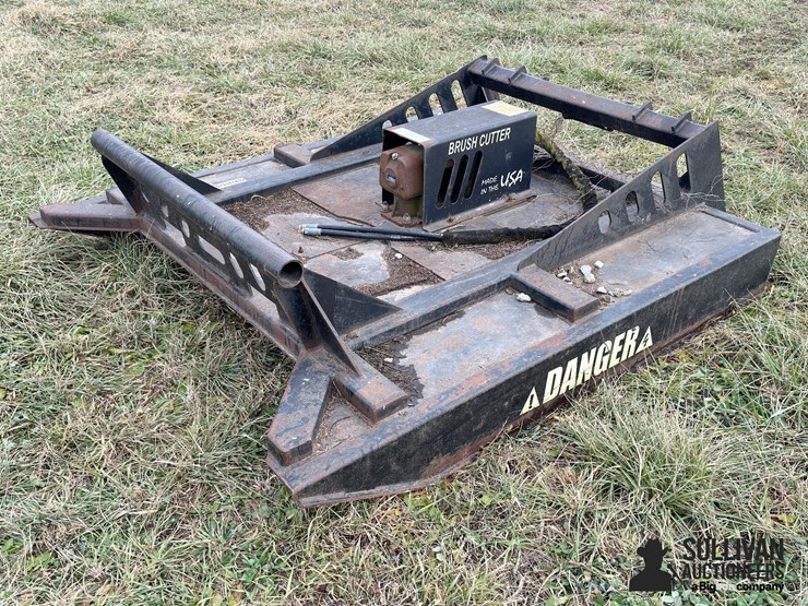 skid-steer-brush-cutter-attachment-image-1