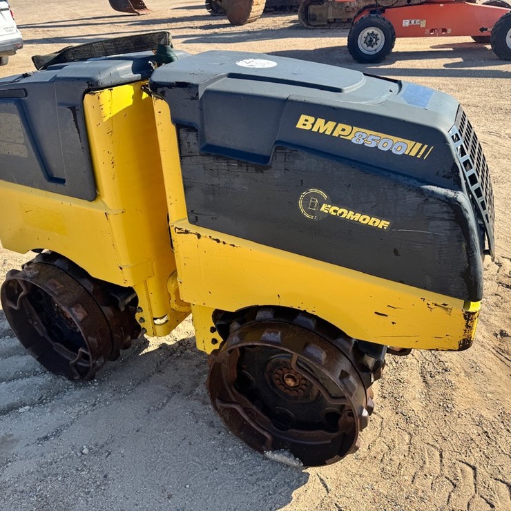#30087 • BOMAG BPM8500 TRENCH COMPACTOR