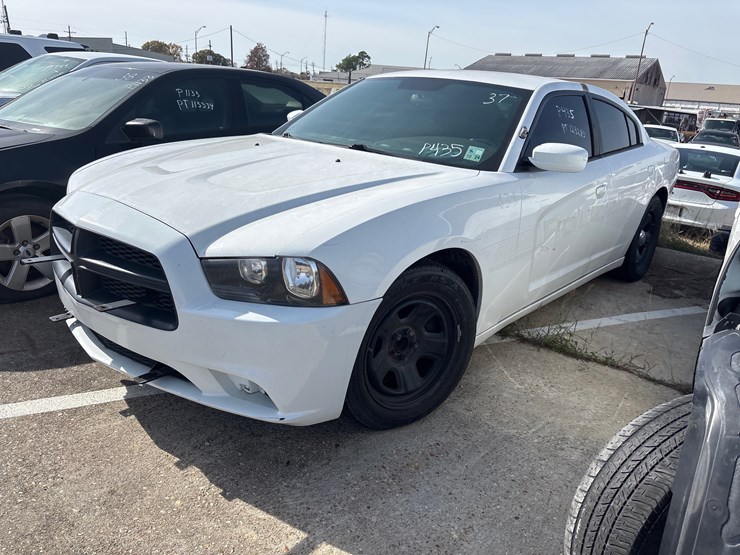 #37-•-2012-dodge-charger-image-1
