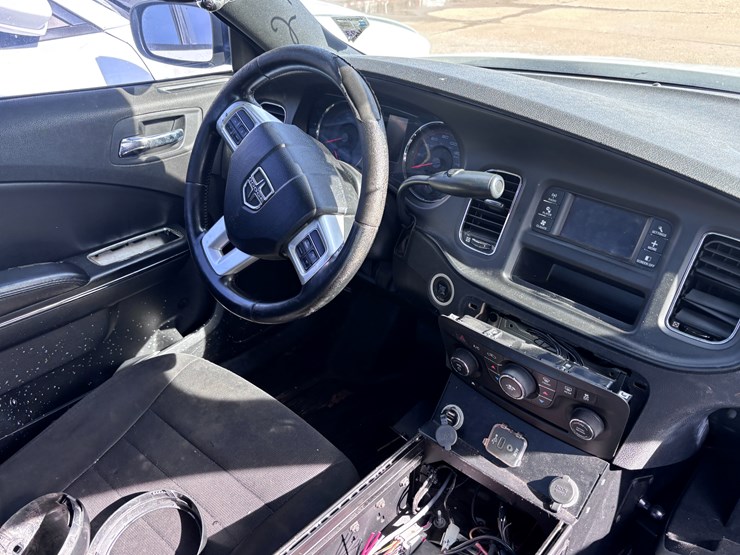 #27-•-2012-dodge-charger-image-5