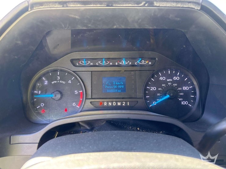 2017-ford-f550-image-24