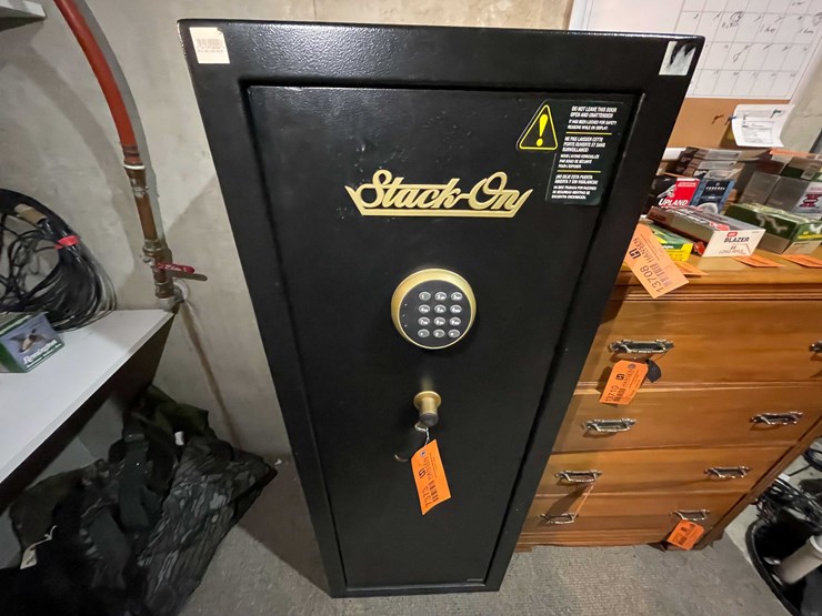 #7373-•-stack-on-gun-safe-image-1