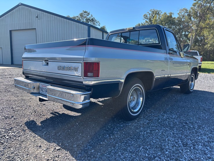 #96-•-1984-chevrolet-silverado-pickup-truck-image-7