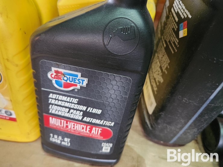 assorted-unopened-grease/filters-&-oil-image-15