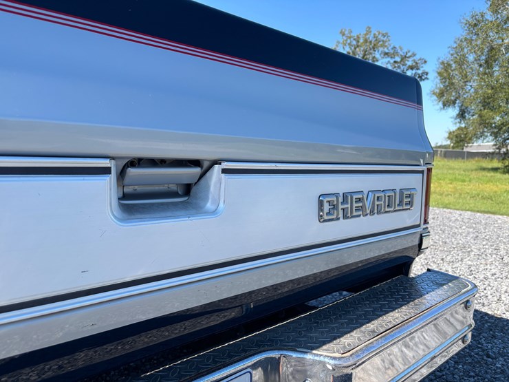 #96-•-1984-chevrolet-silverado-pickup-truck-image-23